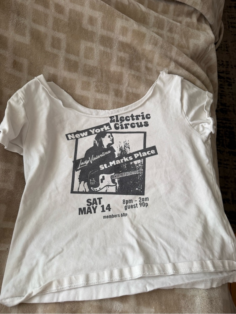 Brandy Melville cut neck line (cute)White Graphic 'Electric Circus New York' Tee